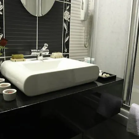 Aksan Hotel Izmir