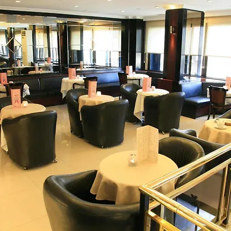 Aksan Hotel 4*