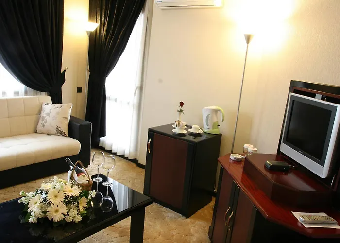 Aksan Hotel 4*