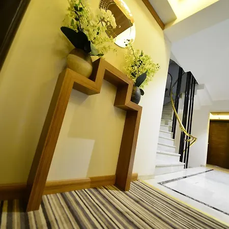 Aksan Otel İzmir